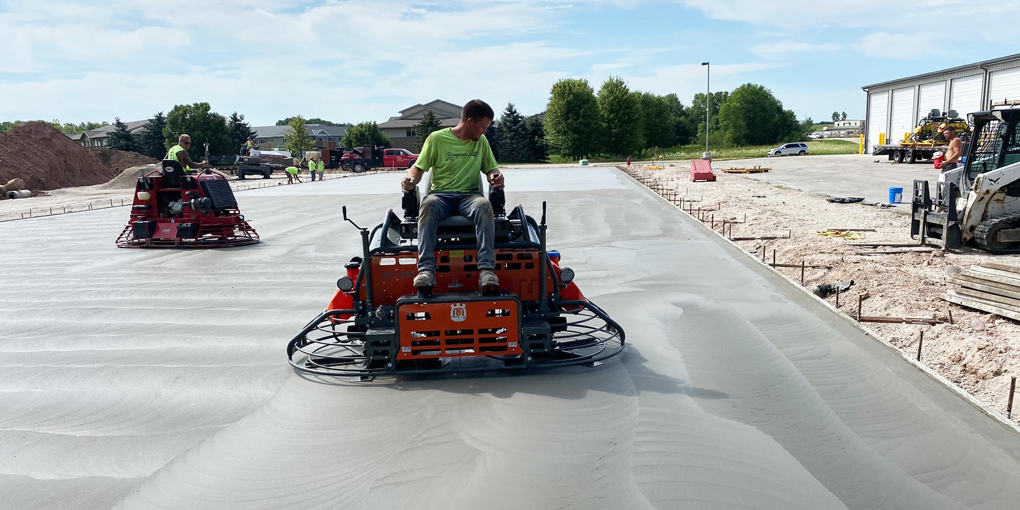 Concrete Contractor Green Bay WI Commercial Flatwork Absolute Concrete Worker